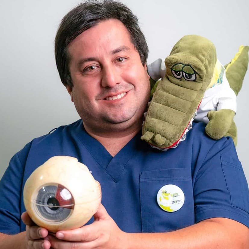 DR. CLAUDIO CUADROS JABLINSKI