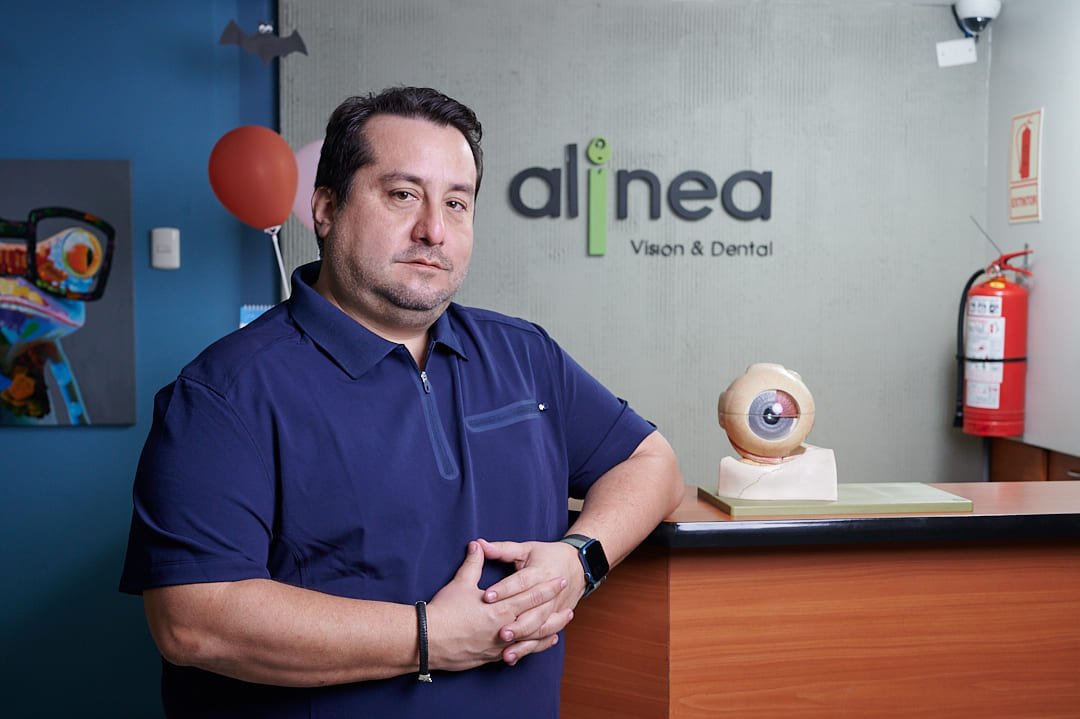 Dr. Claudio Cuadros Jablinski